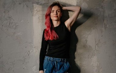 MamaRika показалась с разбитым лбом и рассказала, что с ней произошло