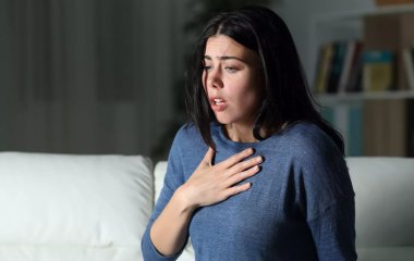 Как преодолеть панические атаки: психиатр назвала 3 работающих упражнения