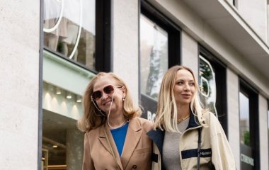 Ірина Сопонару замилувала фотографіями з мамою-красунею та здивувала схожістю з нею