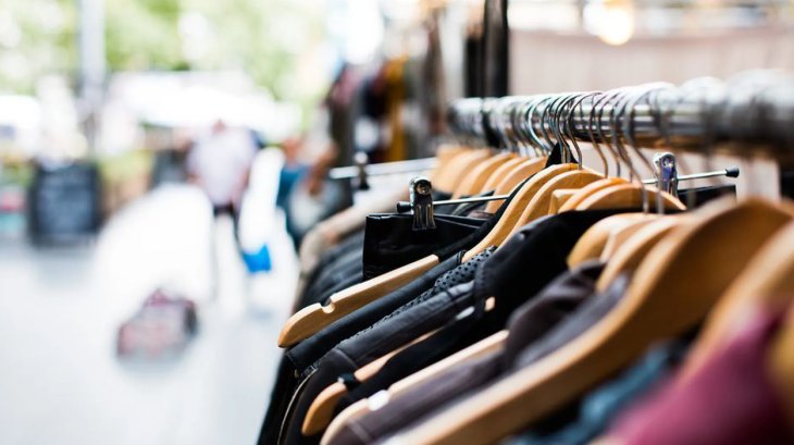 Шкаф ломается, но нечего надеть? 5 хитростей для создания стильного образа без шопинга