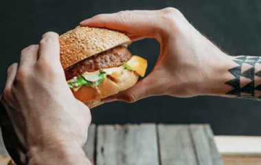 Рік за три. Вчені назвали продукти, що прискорюють старіння