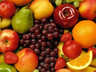 Ці фрукти можуть замінити десерти без шкоди для здоров’я: які з них найсолодші