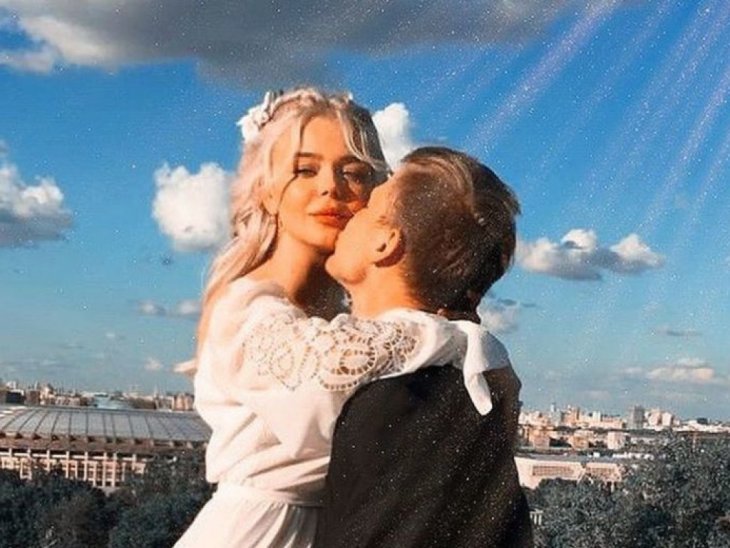 Алина Гросу впервые показал лицо своего мужа