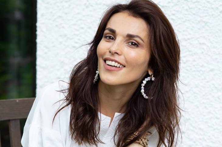 Ушедшая с головой в секту Казанова зовет за собой народ