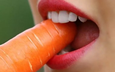 Продукти, які зроблять вашу усмішку красивішою