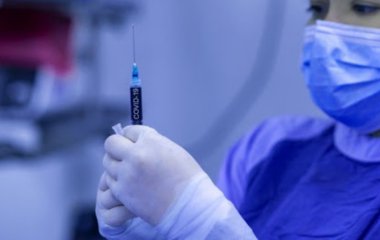 Moderna: все, що ти маєш знати перед вакцинацією