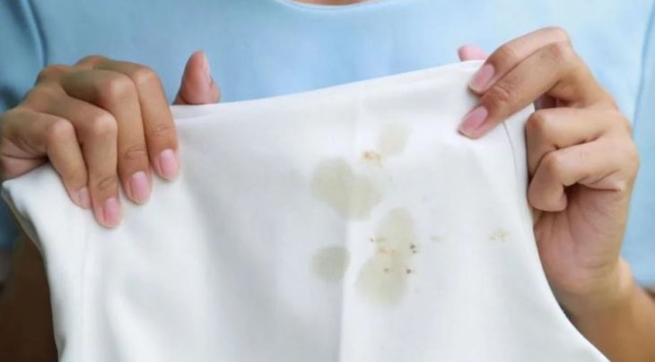 Як відіпрати жирну пляму від олії: господиням на замітку