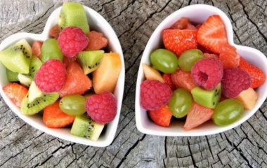 Ученые назвали фрукты и ягоды, которые провоцируют мигрень