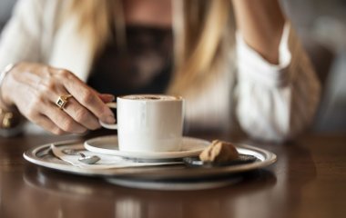 Ученые определили наиболее полезный баланс кофе и чая в день