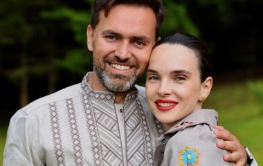 Тимур Мирошниченко забрал сына из детдома и показал первое фото семьи