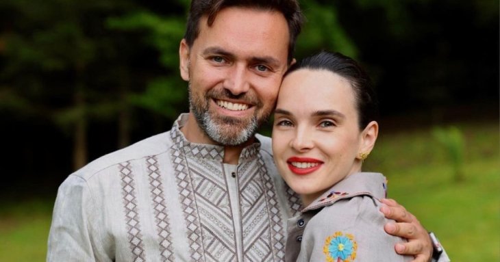 Тимур Мирошниченко забрал сына из детдома и показал первое фото семьи