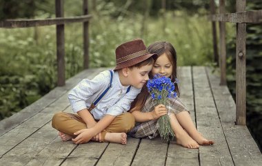 Маленький мальчик прославился благодаря забавной речи на свадьбе мамы (ФОТО)