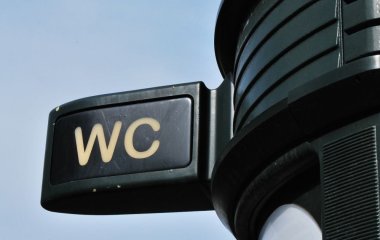10 причин, чому варто залишати телефон за дверима вбиральні