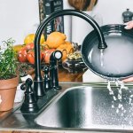 Как легко отмыть посуду: 5 советов от опытных домохозяек