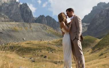 Александр Скичко в 6 годовщину брака с Юрушевой показал романтические кадры с их свадьбы
