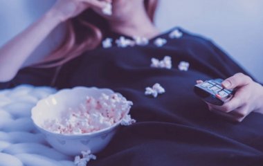 Дієтолог розповіла про користь попкорну для серця та судин