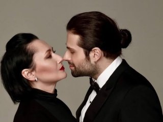 Олена Мозгова ніжно привітала чоловіка Девіда Аксельрода з 43-річчям і розчулила зізнанням