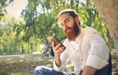 5 ваших смс, после которых влюбленный мужчина потеряет покой