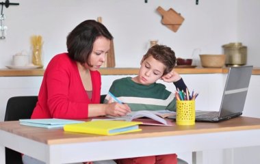 Мучат в школе? Как справляться со стрессом перед экзаменами и ребенку, и маме