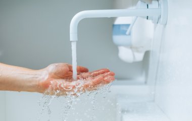 Як гаряча вода допомагає боротися із тривожністю