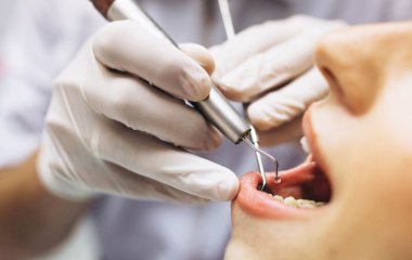 Стоматолог пояснила, чи можна вагітним лікувати зуби