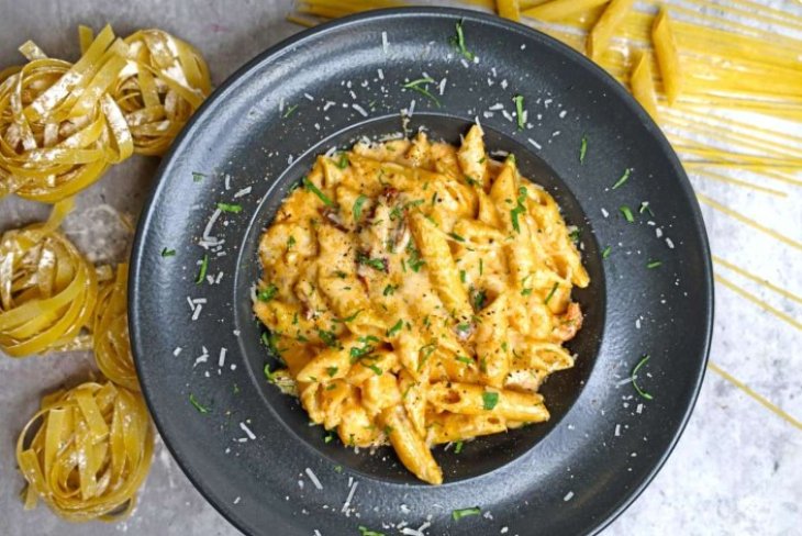 Макароны с сыром на скорую руку: как приготовить ароматное блюдо за считанные минуты