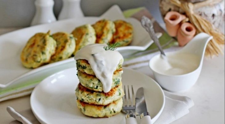 Сырники с зеленью: как приготовить пышное блюдо