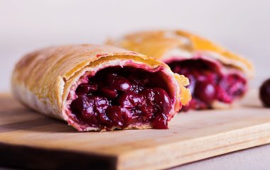 Десерт с минимумом калорий: рецепт диетического штруделя из лаваша