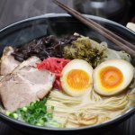 Рамен с курицей-гриль и грибами: простой рецепт вкусного супа