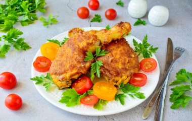 Вкуснейшая закуска: рецепт жареной курицы в панировке