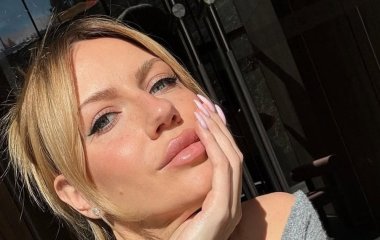 Леся Нікітюк показала наслідки обстрілу Хмельниччини, де живуть її батьки: 