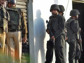 Чоловік викопав з могили тіло сестри та приніс її відділення банку: причина шокує (фото)