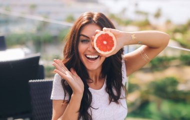 10 фруктов и ягод, которые спасут от обезвоживания. Полезный список