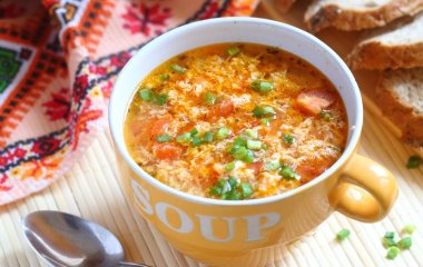 Китайский томатный суп с яйцом