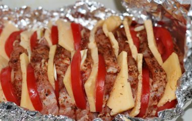 Рецепты приготовления сочного и ароматного мяса гармошкой в духовке и мультиварке