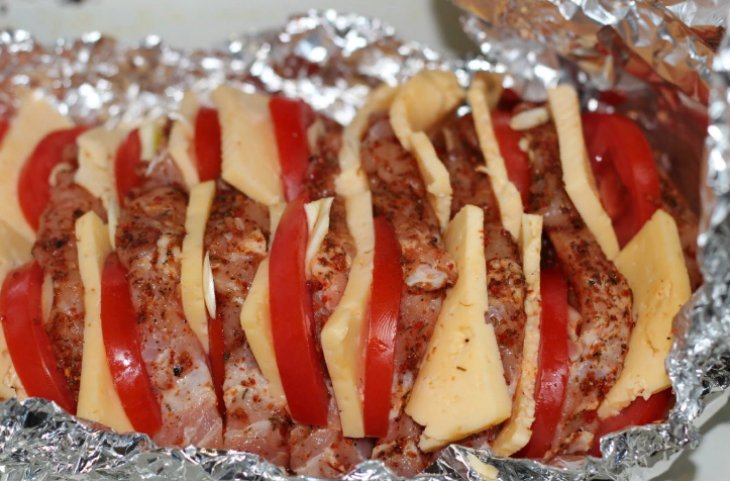 Рецепты приготовления сочного и ароматного мяса гармошкой в духовке и мультиварке