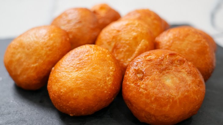 Рецепт на каждый день: воздушные пышки с творогом, от которых голова пойдет кругом