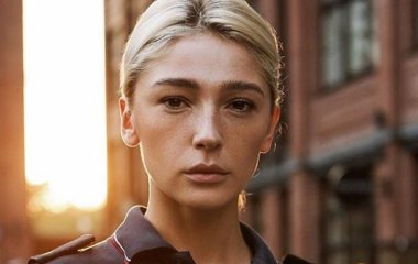 Настя Ивлеева показала фигуру в мини-бикини