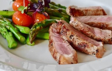 Що їсти, щоб не хотілося пити: продукти, що зменшують тягу до спиртного