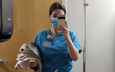 Медсестра долає пів світу до роботи: скільки вона заробляє