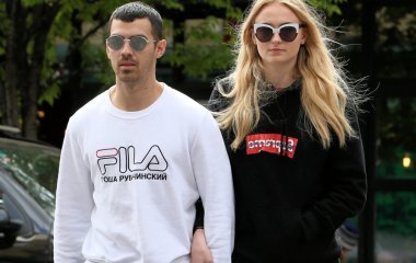 Беременная Софи Тернер отдыхает в Мексике с мужем Джо Джонасом