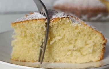 Забытый вкус детства: рецепт ароматного молочного пирога