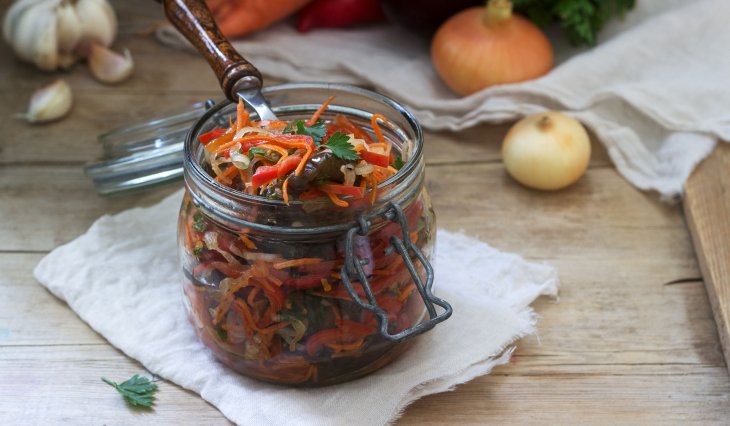 Вкусная закуска: рецепт баклажанов по-корейски