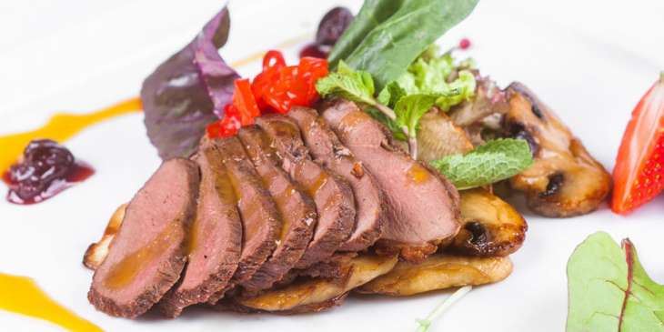 Желтое карри с утиной грудкой