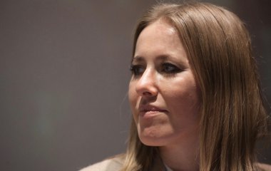 Ксения Собчак оголила спину на красной дорожке «Кинотавра»