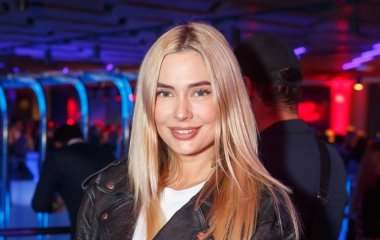 «Платье как у Решетовой»: Наталью Рудову обвинили в модном плагиате