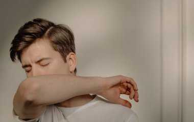 Сухой кашель: лечение у взрослых и детей в домашних условиях
