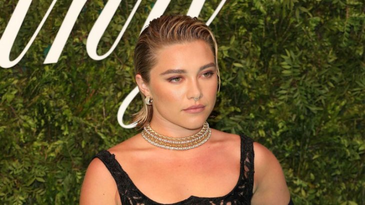 Флоренс Пью заявилась на модный показ в откровенном образе