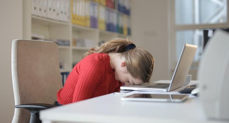 Вчені порівняли ефективність у роботі «сов» і «жайворонків»