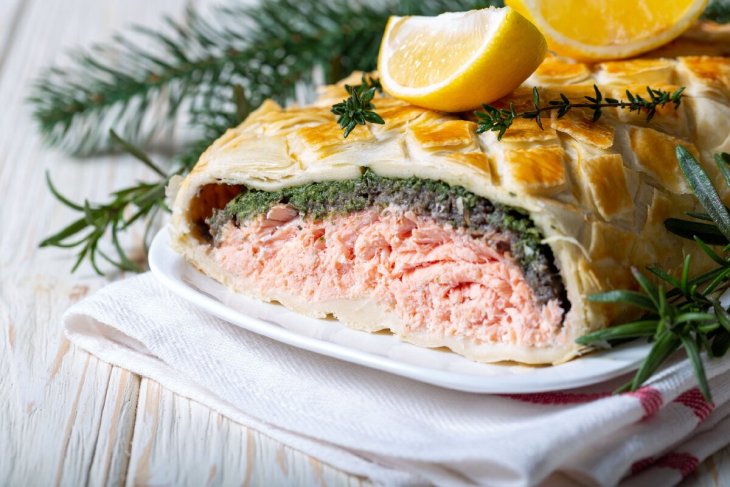 Как приготовить лосось в тесте: рецепт уникального и полезного блюда
